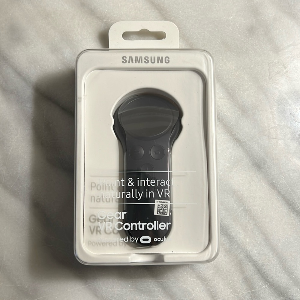 Samsung - Gear VR Controller (NEW)